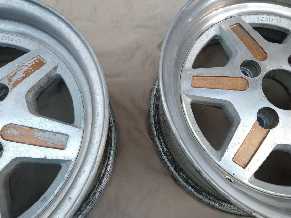 s-l1200.jpg s-l1200.jpg