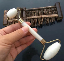 Wholesale Natural Stone Facial Massage Roller Practical Jade Face Anti Wrinkle