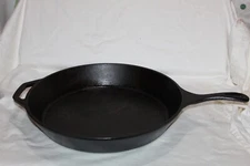 Large Vintage Lodge Logo USA 14SK Family Skillet Frying Pan Cookware Cast Iron