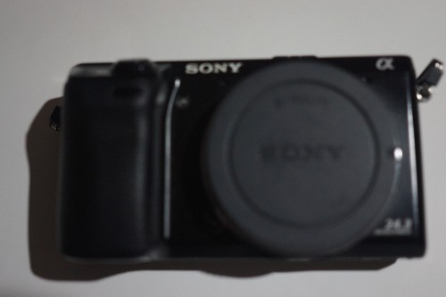 Excellent Sony Alpha NEX-7 24MP Digital Camera Black(Body Only)w/Charger Battery - Picture 3 of 8