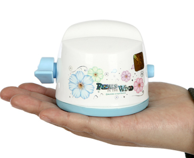 KOREAN Rolling Toothpaste Squeezer Easy Dispenser Holder in Pink & Blue