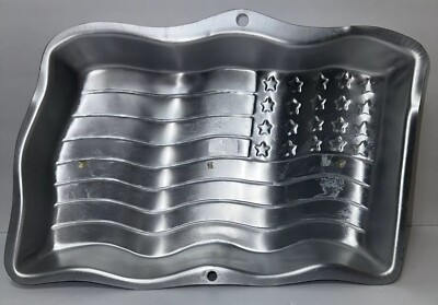 Wilton Cake Pan Aluminum American Flag 2000 4th Of July. USA 2105-183