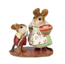 Wee Forest Folk TASTE TESTER, WFF# M-702, Christmas Mouse, Issued 2020