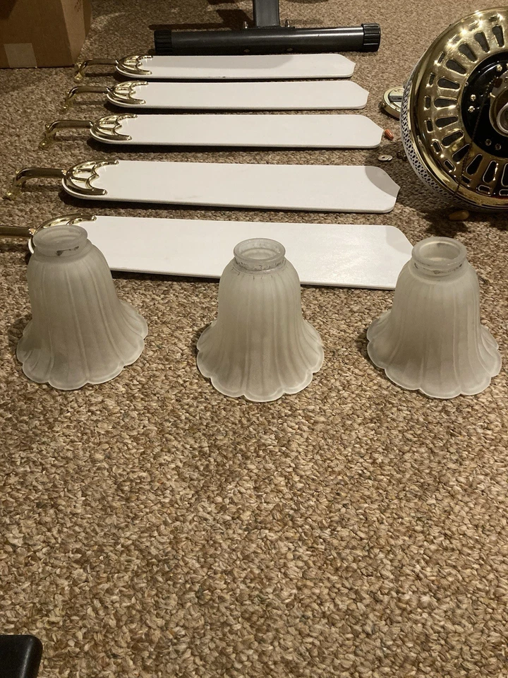 VINTAGE 52” INCH GE VENT CEILING FAN - Image 3 of 4