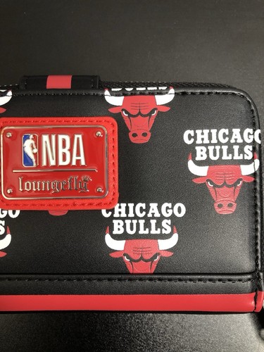 Loungefly NBA Chicago Bulls Logo Wallet New with Tags FAST SHIP - Picture 9 of 12