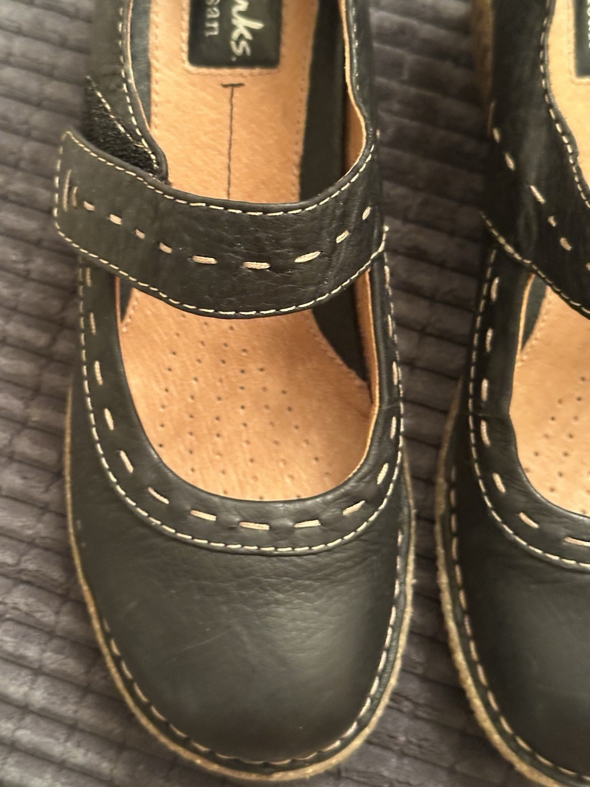 SAOLA Scarpe Clarks Artisan donna 7M Active Air pelle nera Mary Jane suola gomma