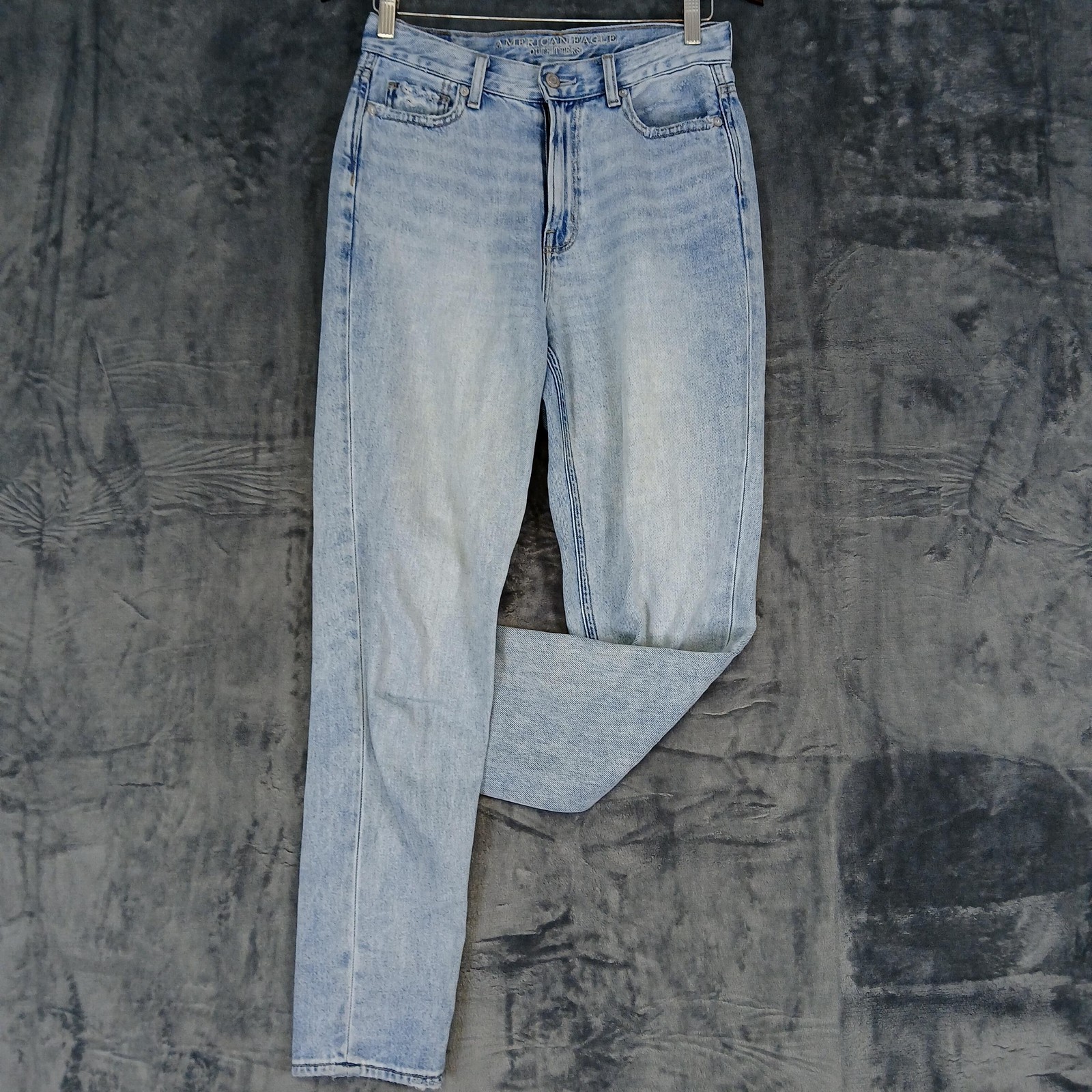 American Eagle Outfitters Jeans Womens 4 Long Light Wash Mom Jean High ...