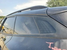 Used Left Quarter Glass fits: 2023 Kia Sportage US built high gloss black trim L