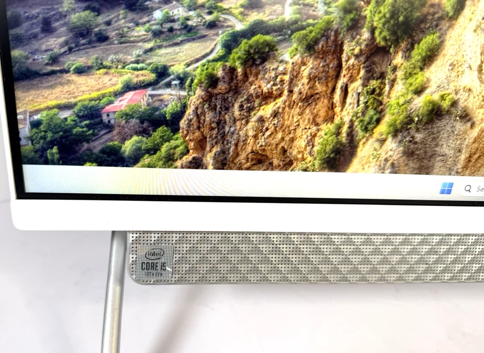 DELL Inspiron 24 All-in-One 5490  23.8" i5  12GB  Ram 256GB + 1TB Win 11 Tested - Image 4 of 4