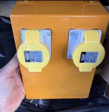 16A 110V 4-Way Extension Lead Splitter Box With A 14 Meter 110v Extension Lead