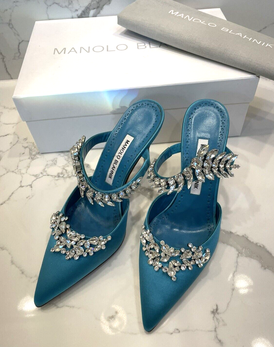 Manolo Blahnik Lurum 90 Embellished Satin Mules Pump 7B/37EU