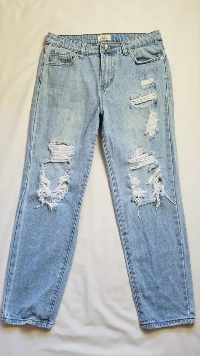 Light wash hotsell ripped mom jeans