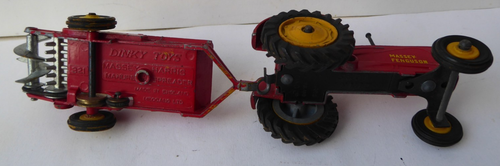 Dinky, Massey Harris, manure spreader, Nr 321, repaired (Gebraucht) in Mission für CHF 5 - mit