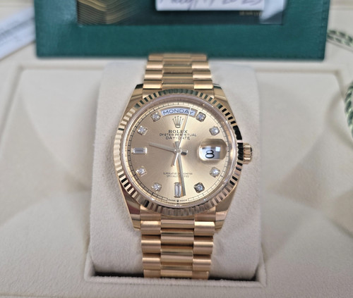 Rolex Day-Date 36 Champagne Diamond Yellow Gold 36mm President 128238 NEW B&P