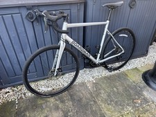 Boardmen Roadbike less than 200 Miles