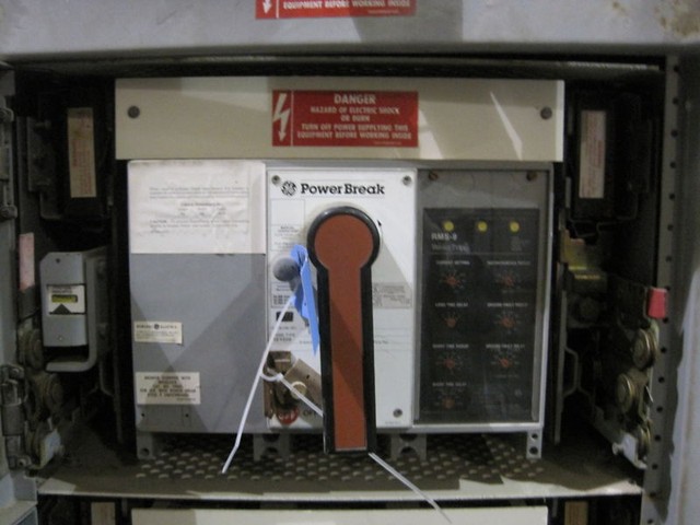 General Electric Ge TDORT Power Break Ii Drawout Breaker Racking Tool