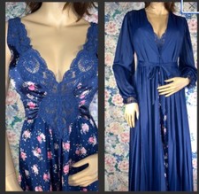 Vintage OLGA Rare Bodysilk Nylon Nightgown  Peignoir Robe Set Size Medium