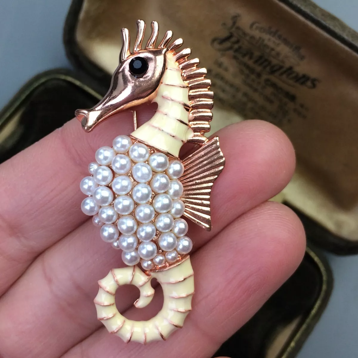 Vintage Style Seahorse Sea Horse Pearl Brooch Aquatic Ocean Underwater Marine