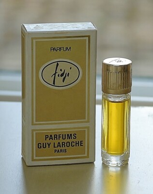 Vintage  * FIDJI by GUY LAROCHE splash  PURE PARFUM 3,5 ml .13 oz OLD MINIATURE