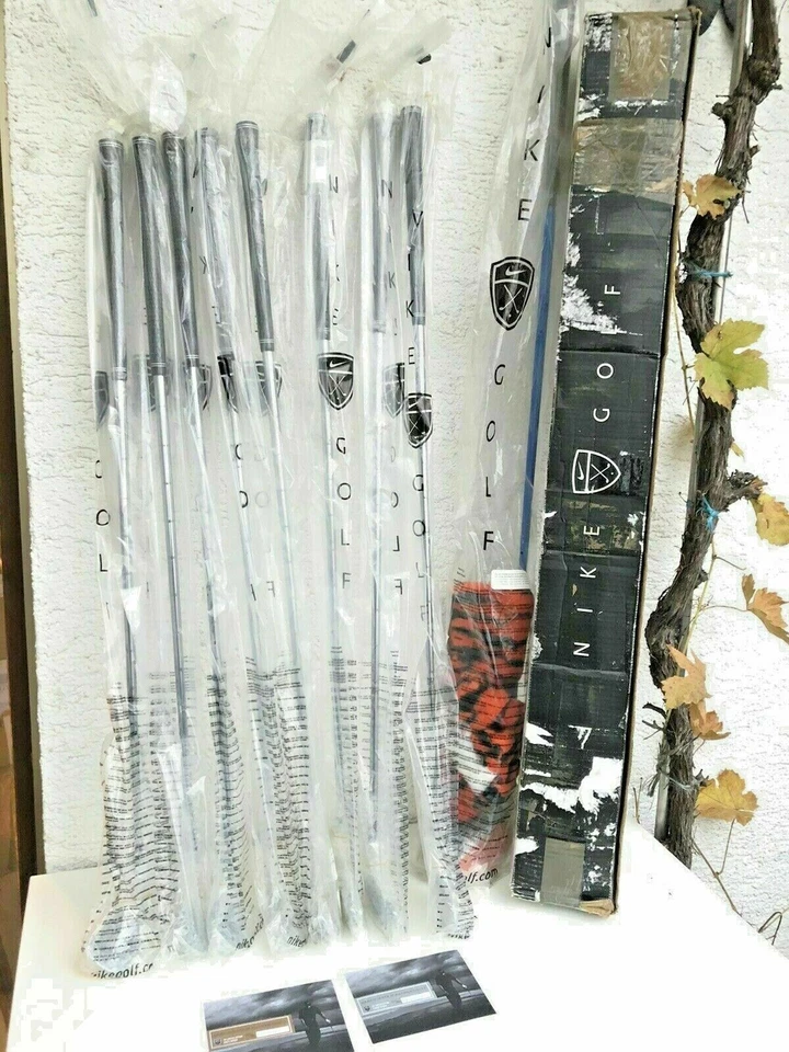 Nike “Tiger Woods” Limited Edition Irons 2004 + 7.5 Driver RARE (NEW SEALED) - Image 4 of 4