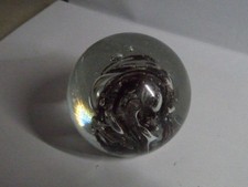 Traumkugel - Lila Chrom  Klammern mit Blasen   Glaskugel , Briefbeschwerer