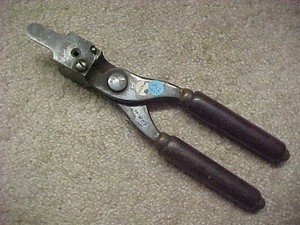 WINCHESTER FORTH MODEL TAPERED BULLET MOLD -RECUT TO .33 CALIBER