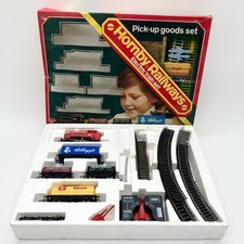 Hornby R680 Pick-Up Goods Set Electric Train Set OO Gauge Boxed Great Condition