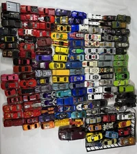 Car Lot  Mixed Brands: Hot Wheels/ Maisto/ Smart Toys/ Matchbox  80’s- 2000’s