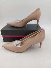 Vince Camuto VC-KEHLIA-LW Shoes Womens Beige Patent Heels Pumps Dress Size 8.5M