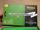 Iwata NEO BCN Siphon Feed Dual Action Airbrush N2000 BRAND NEW CUSTOM PAINTING — photo 2