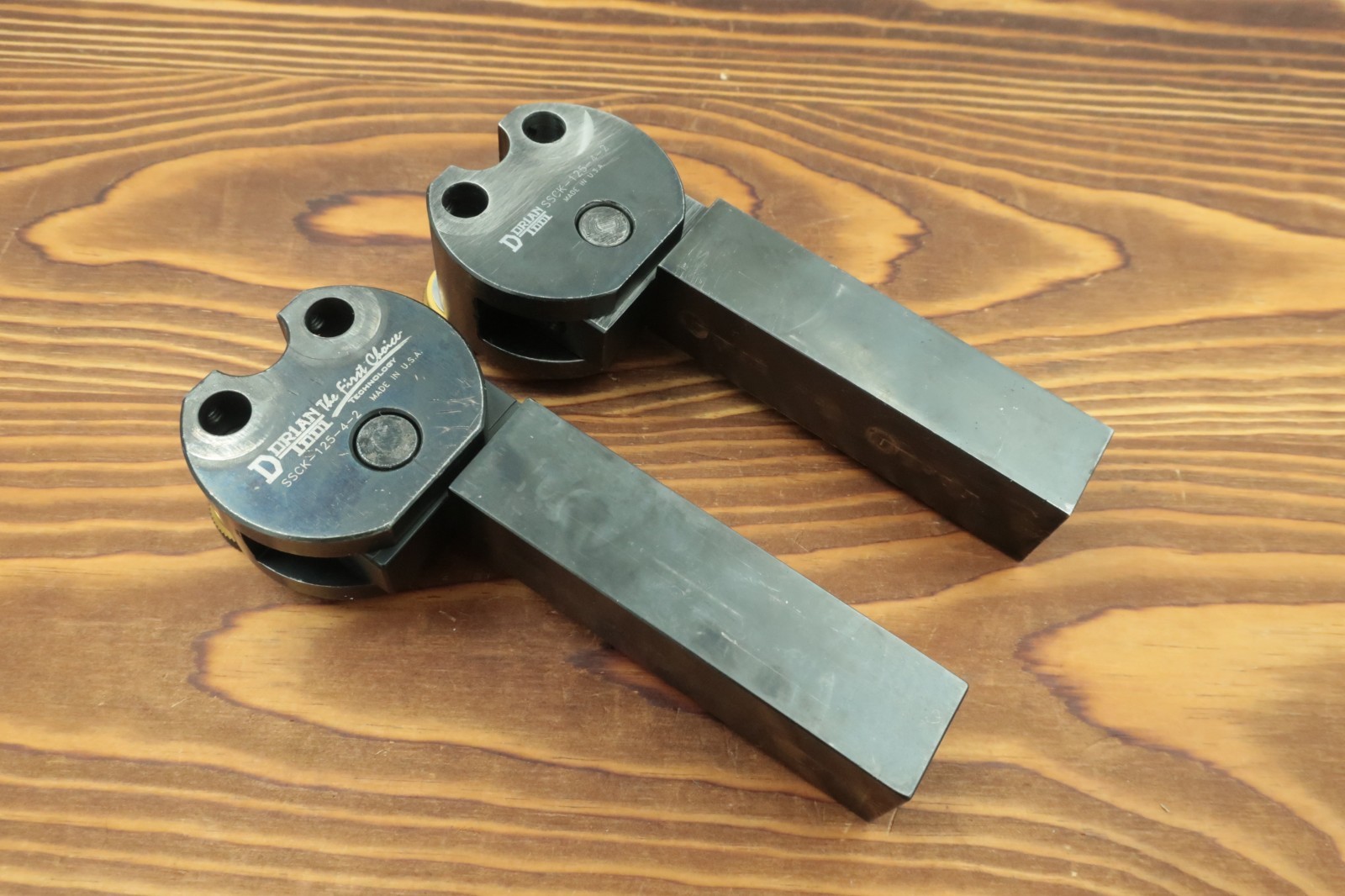 Dorian SSCK-125 Shoulder Self Cenering Knurling Tool w/ 15 Used Knurls 1" Shank