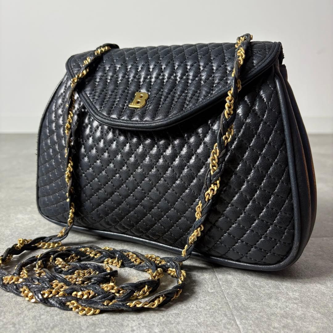 Borsa a tracolla BALLY pelle trapuntata catena nera vintage autentica dal Giappone