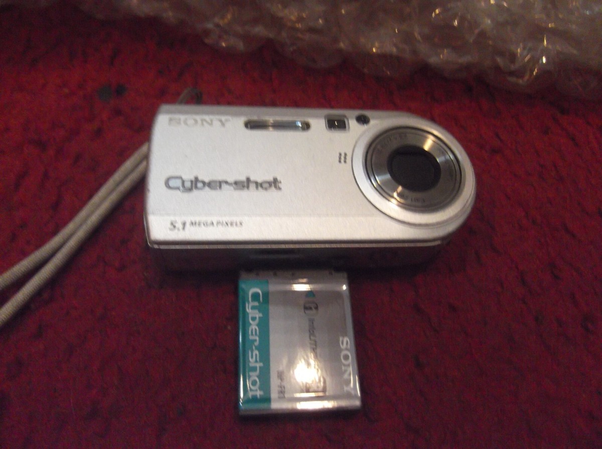 SONY Cyber−Shot DSC-P100 デジタルカメラ Amazon.com : Sony Cybershot DSCP100 5.1MP Digital Camera