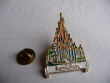 pin's pins EURODISNEY  château castel EURO DISNEY tbe