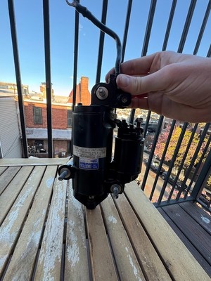 Mercury 150hp 4 Stroke OUTBOARD Isolation Mount Starter 8M0096343  