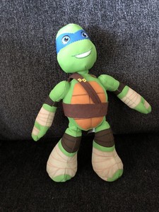 leonardo plush