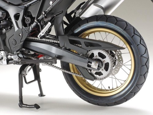 Tamiya 1/6 Motorcycle Series No.42 Honda CRF1000L Africa Twin Plastic Model RZ - Picture 7 of 11