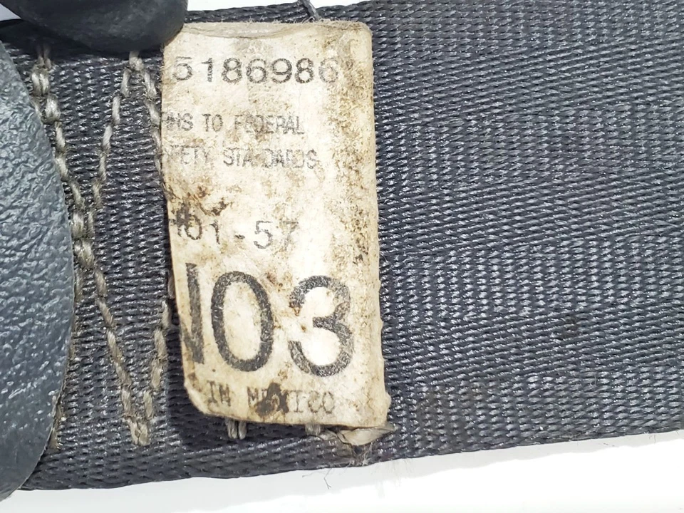 Оригинальные все 4 натяжителя ремней безопасности и пряжки передние для GMC Sonoma 2001 2002 2003 годов выпуска - Изображение 4 из 4