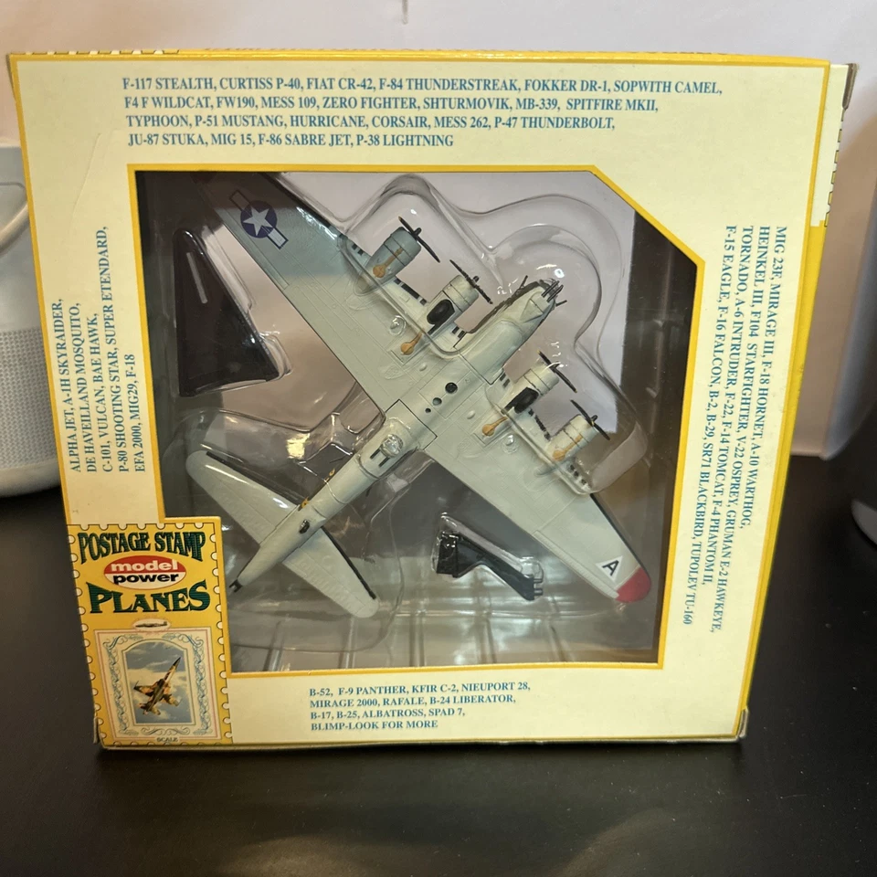VTG NIB Model Power "Postage Stamp", #5402, B-17G "Chow Hound"INCLUDES STAND - Image 4 of 4