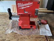 Milwaukee M18 HammerVac 18V Dedicated Dust Extractor Red (2712DE)