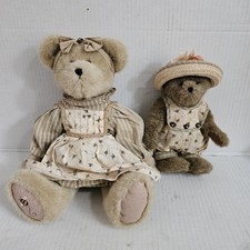 Boyds Bears Lot Of 2  - Mrs. Beezley And Hunn...