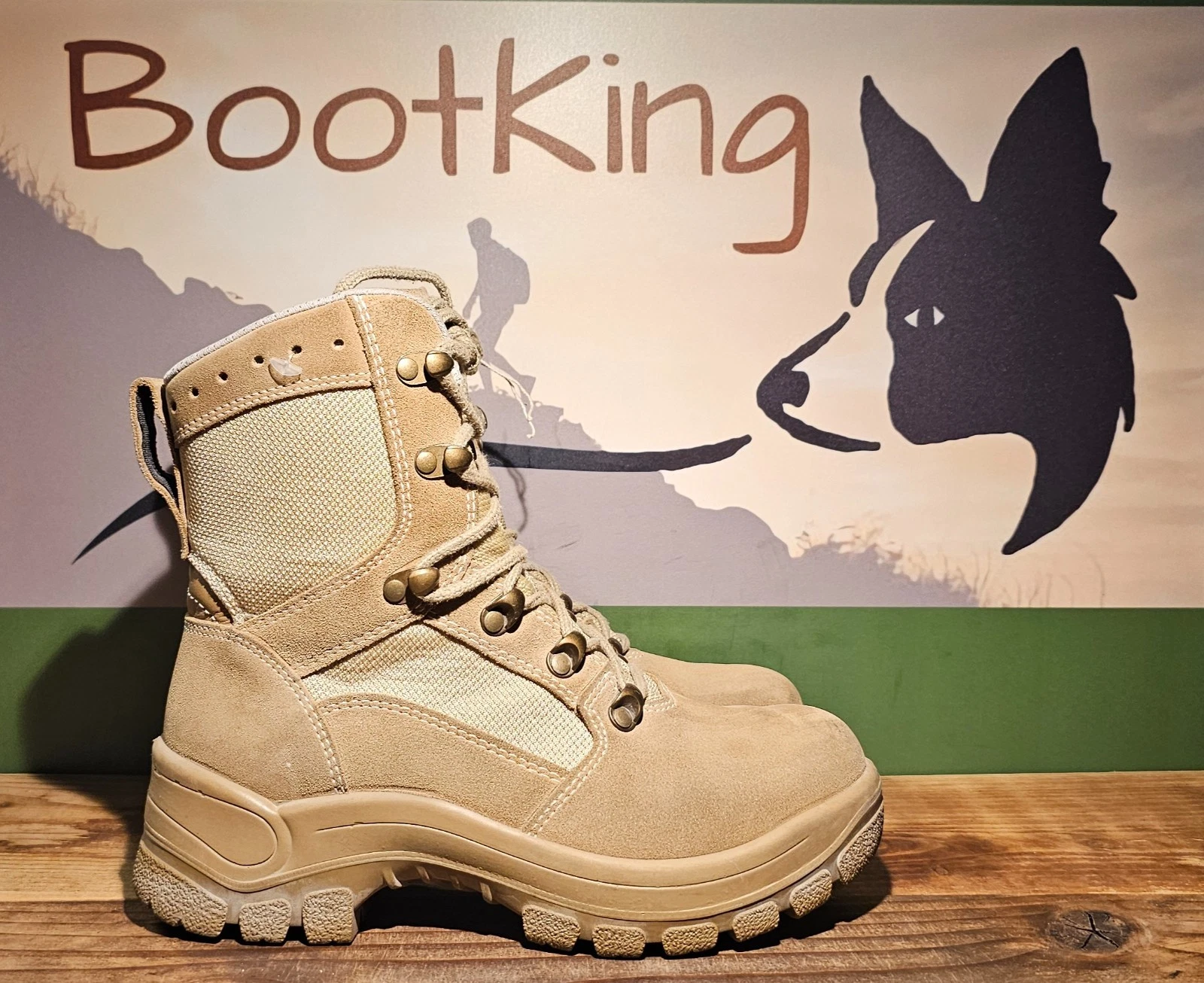 HAIX GTX Coyote Waterproof Hiking, Walking Airpower P9 desert boots UK 4