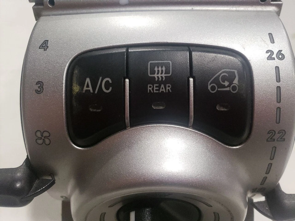 Control de temperatura climático - Smart Fortwo Passion 2011 cupé - 10-15 OEM Foto 2 de 4