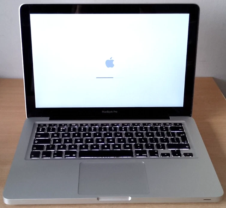 Apple MacBook Pro 13" Core 2 Duo Laptop - 2009 - A1278 - El Capitan 10.11.6 - Image 3 of 4