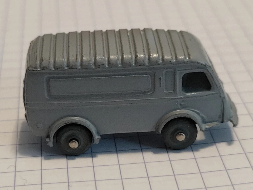 CIJ - Furgone 1000 KG RENAULT 1/87 Micro Grigio Perfetto Stato Originale. - Immagine 2 di 4