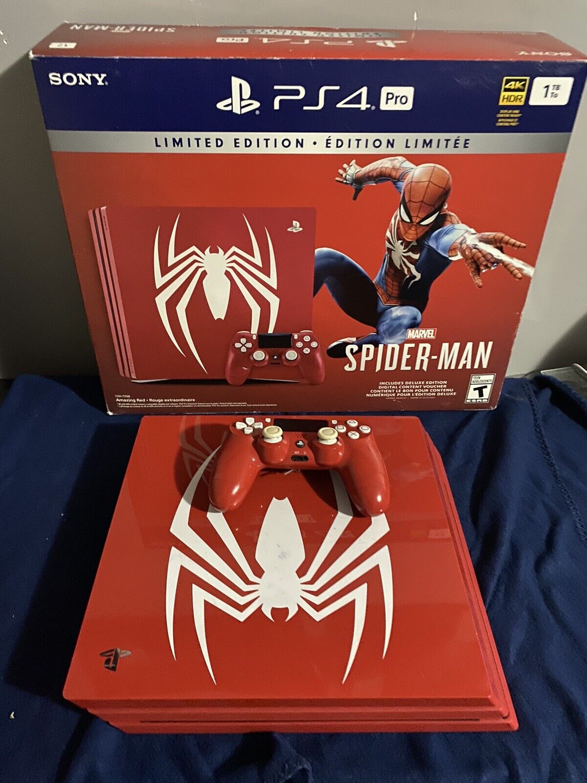 PlayStation 4 Pro Console - Limited Edition Amazing Red Marvel's Spider Man  Bundle - 1TB [PlayStation 4 System] 