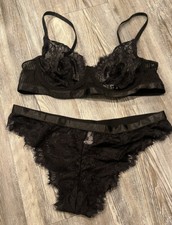 NWOT Women s Black Laced Semi-Sheer Lace Underwired Bra Brief Lingerie Sets L