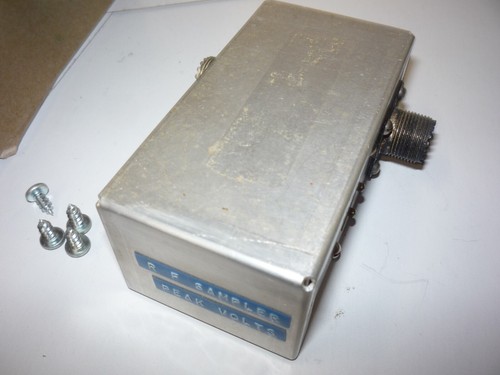 RF SAMPLER PEAK VOLTS UNIT - 6AL5 TUBE INSIDE FROM HAM RADIO ESTATE - Picture 5 of 12