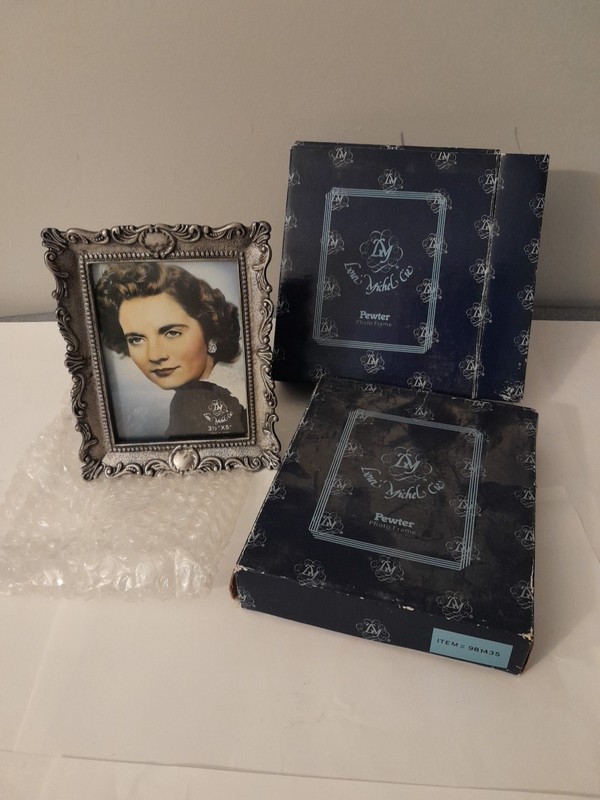 Lot Of 2 Vintage Loui Michel Cie 3.5x5 Photo Frame Tarnish Resistant New In Box