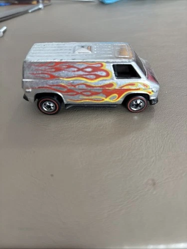 Hot Wheels Redline 1976 Super Van Super Chromes